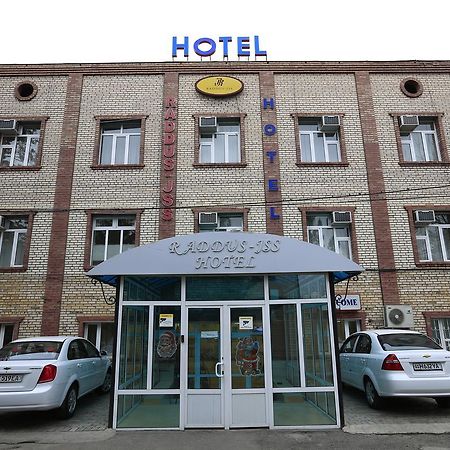 Hostel Raddus-Jss Tasken Kültér fotó