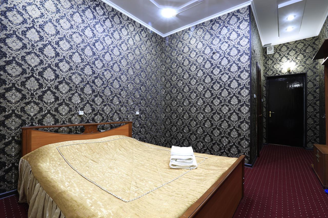 Hostel Raddus-Jss Tasken Kültér fotó